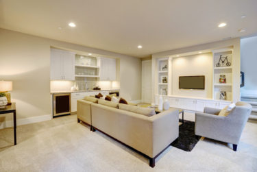 How to Choose the Proper Lighting for a Basement